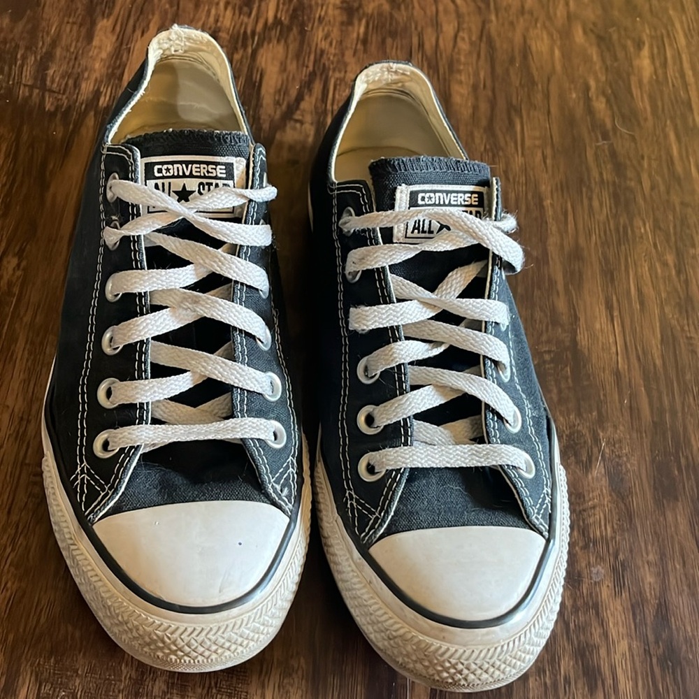 Black converse